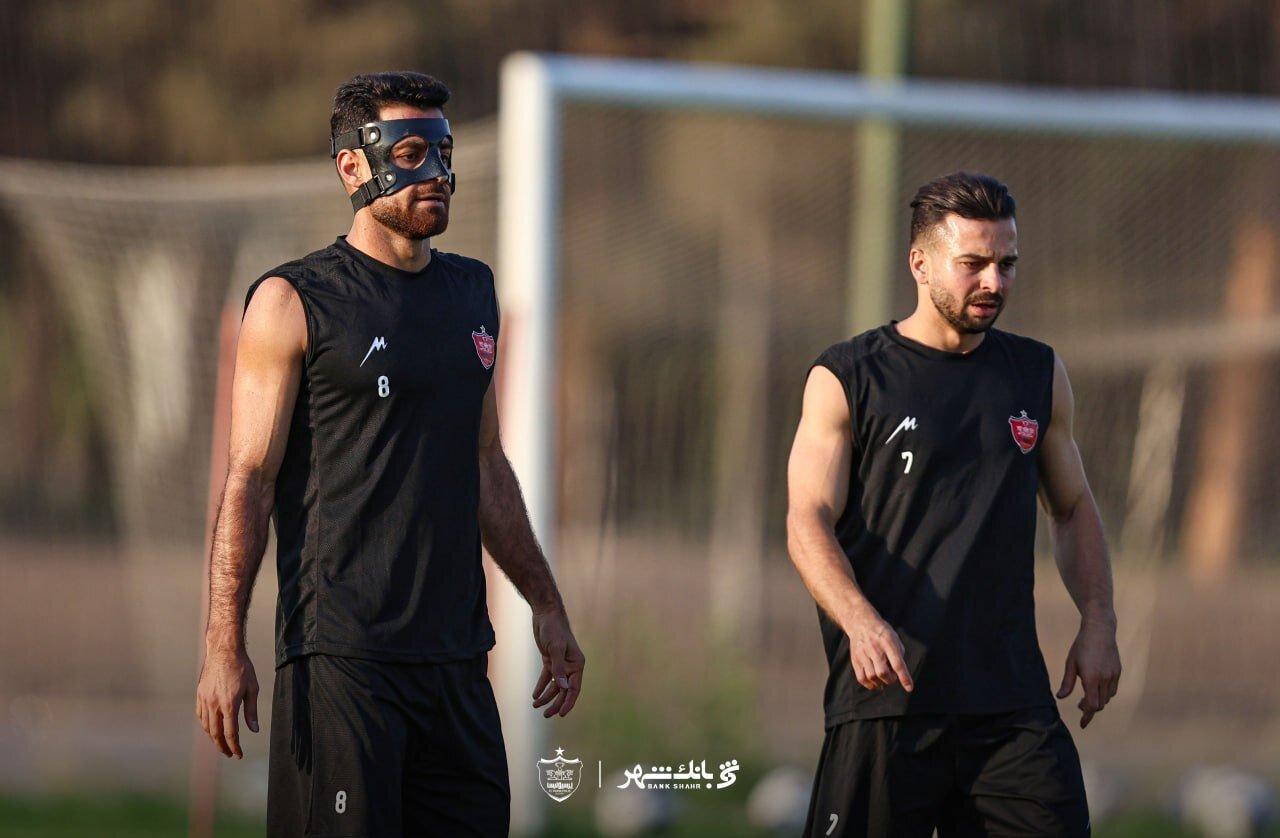 ناچاری پرسپولیس برای استفاده از بازیکن ماسک‌دار مقابل سپاهان