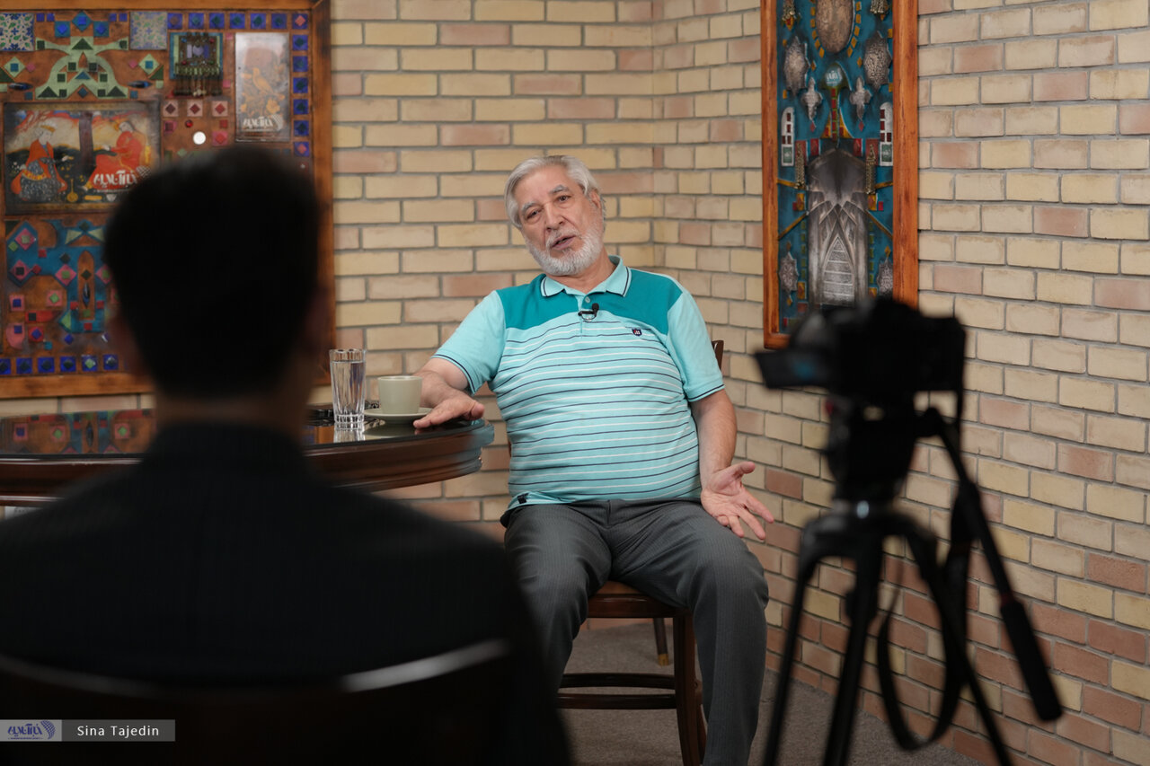 می‌گویند بیانیه جبهه اصلاحات حرف موساد را زده اما این حرف غیرمسئولانه است/ نفوذی خود را شبیه شکدم و اکبری در می‌آورد نه مصطفی تاجزاده!