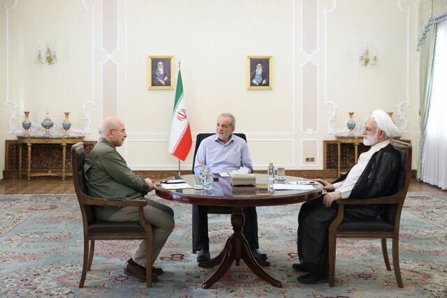 جلسه سران قوا به میزبانی پزشکیان + تصویر