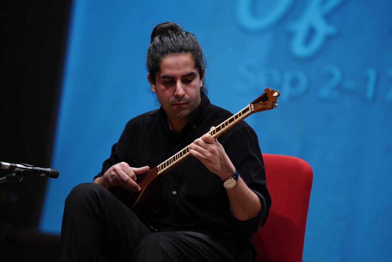 مادرها و پدرهایی تا آخرین لحظه از جوانان خود حمایت می‌کنند