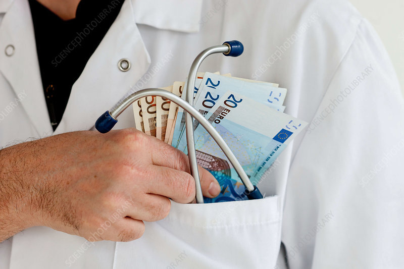 ۳۰ هزار پزشک از «درمان» فراری‌اند/ در آزمون دستیاری امسال ۱۰ درصد ظرفیت رشته طب اورژانس، ۲۲ درصد اطفال و ۱۵ درصد رشته عفونی پر شد