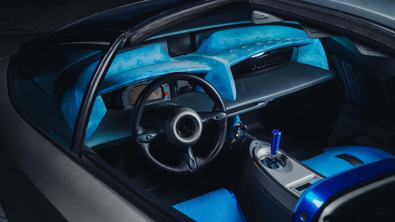 از آسمان تا آسفالت / جنگنده لامبورگینی به فروش میرسد