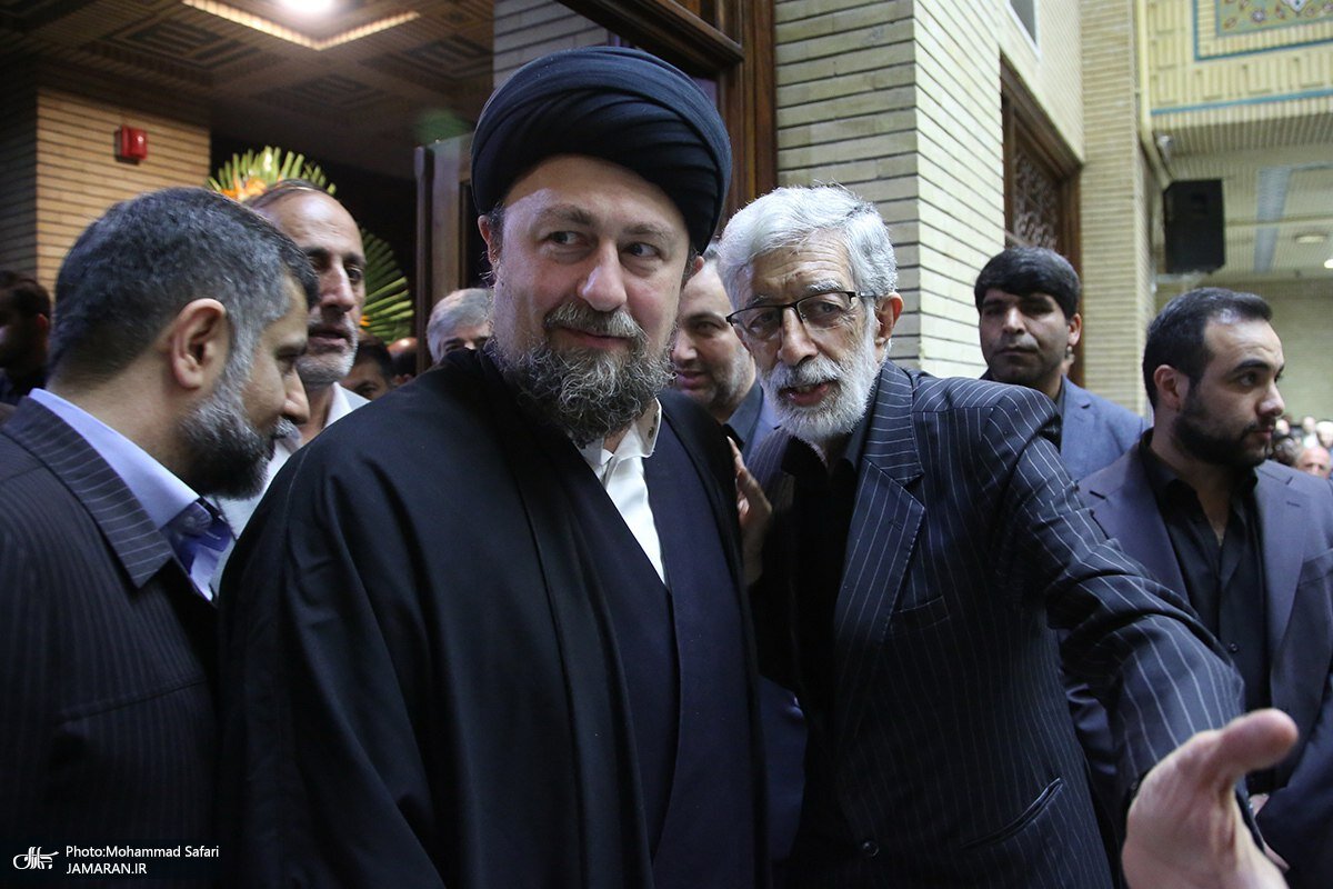 حضور کمال خرازی و مخبر و طائب و استقبال حدادعادل از سیدحسن خمینی +گزارش تصویری از مراسم ختم مادر شهید حدادعادل