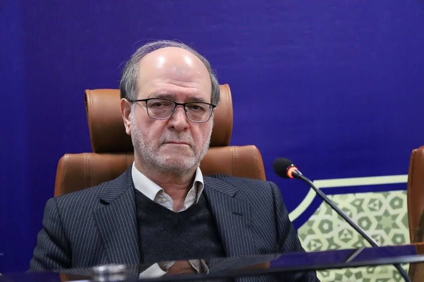 پیشنهاد سرپرست معاونت هنری به مردم برای بازدید از یک نمایشگاه/ آثار پیشکسوتان هنر، چراغ هویت ملی را روشن نگه می‌دارد