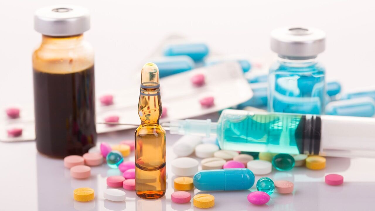 ابهام در سرنوشت ارز ترجیحی دارو؛ حذف نمی‌شود، اما چگونه ادامه می‌یابد؟/ قیمت‌گذاری، گلوگاه اصلی تولید داخلی/ حذف ارز ترجیحی برای داروهای وارداتی؟