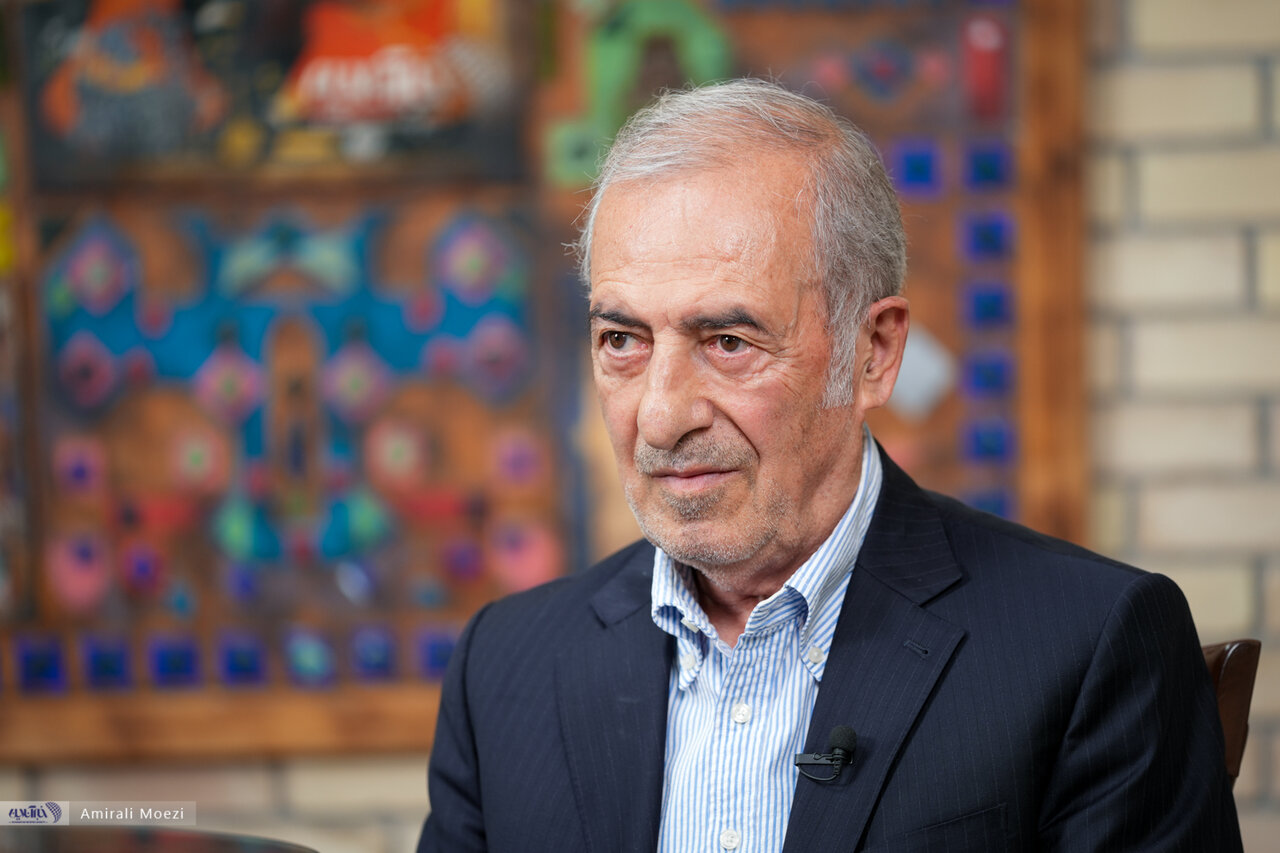 الویری: پزشکیان رئیسجمهور بدشانسی است/ حاکمیت شجاعت انجام اصلاحات ساختاری را ندارد/ جلیلی رئیس جمهور میشد، روزهای اول گرفتار جنگ می شدیم