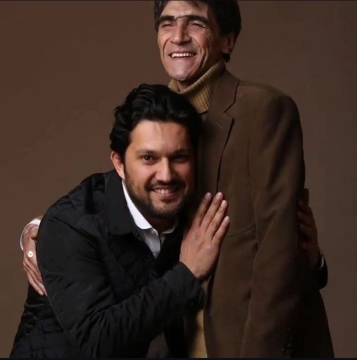 یادگاری حامد بهداد از ناصر تقوایی/عکس