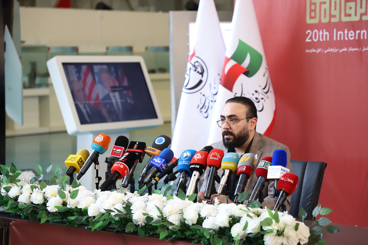 نشست خبری یک جشنواره تئاتری زیر سایهی موشکهای «خیبرشکن»، «فتاح» و...