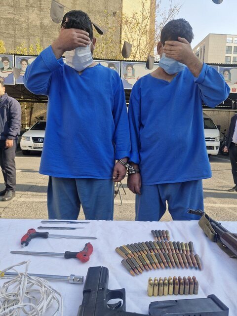 دستگیری سارقان مسلح خودروهای پرشیا در تهران