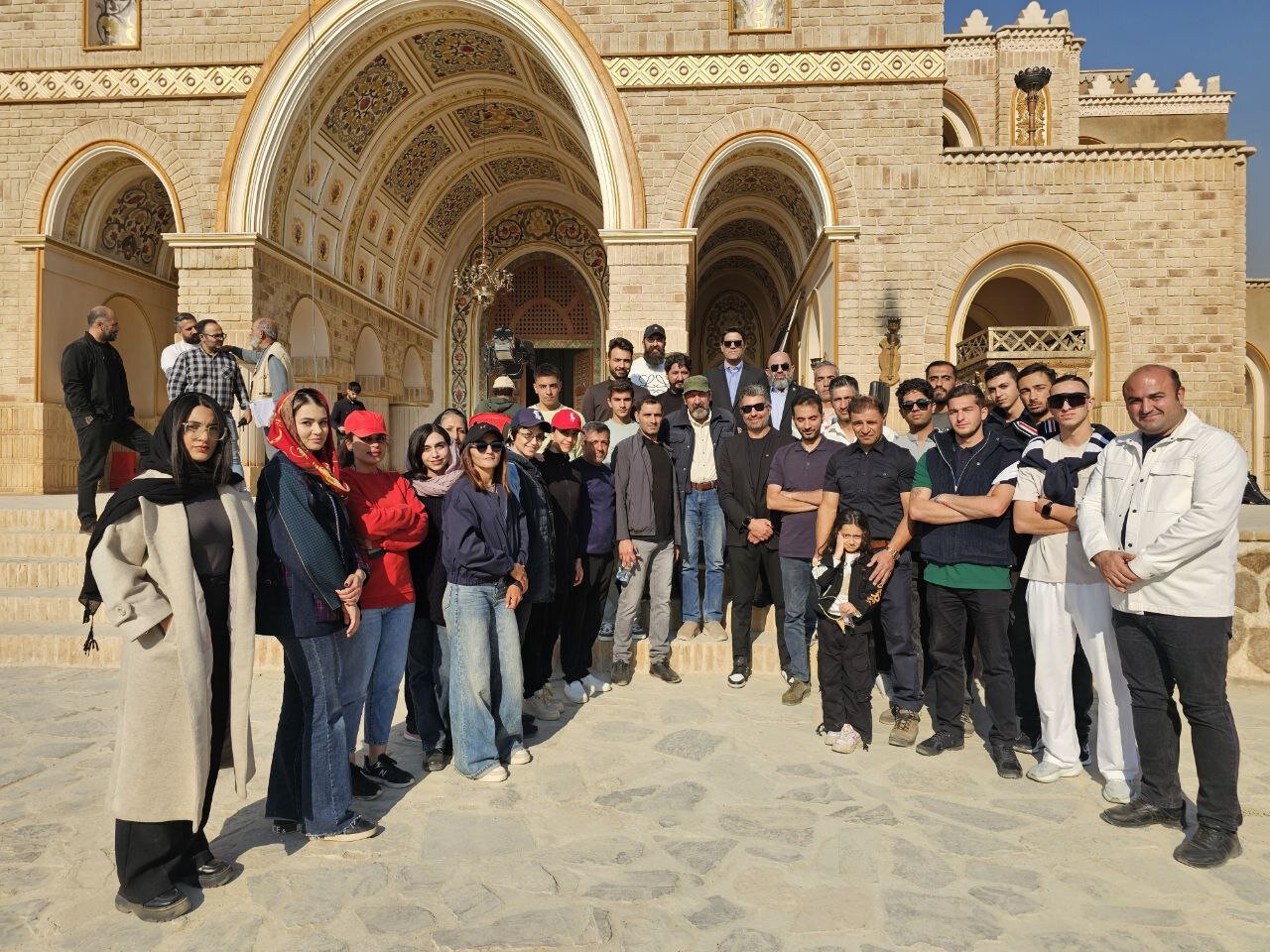 عکس| ستاره های ورزش هنرپیشه می شوند!/ ایفای نفش ستاره های چوگان در یک سریال جذاب تاریخی