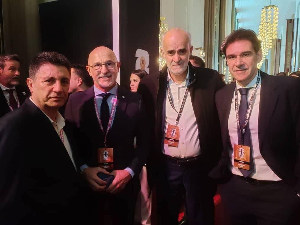 عکس | امیر قلعهنویی در کنار سرمربی قهرمان اروپا