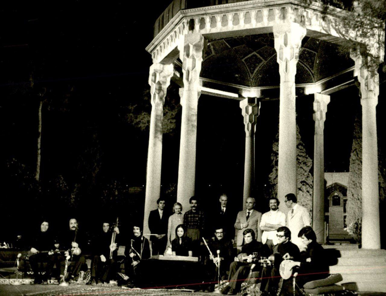 حسین علیزاده و رقصنده‌ مشهور در حافظیه + عکس