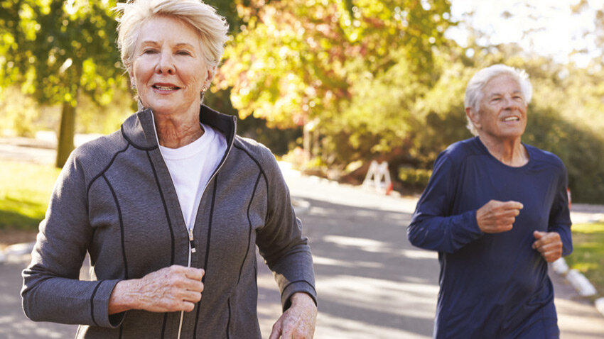 چرا بعد از ۴۰ سالگی قدرت خود را از دست می‌دهیم؟ راهنمای عملی برای بازسازی عضلات/ سارکوپنیا چیست؟