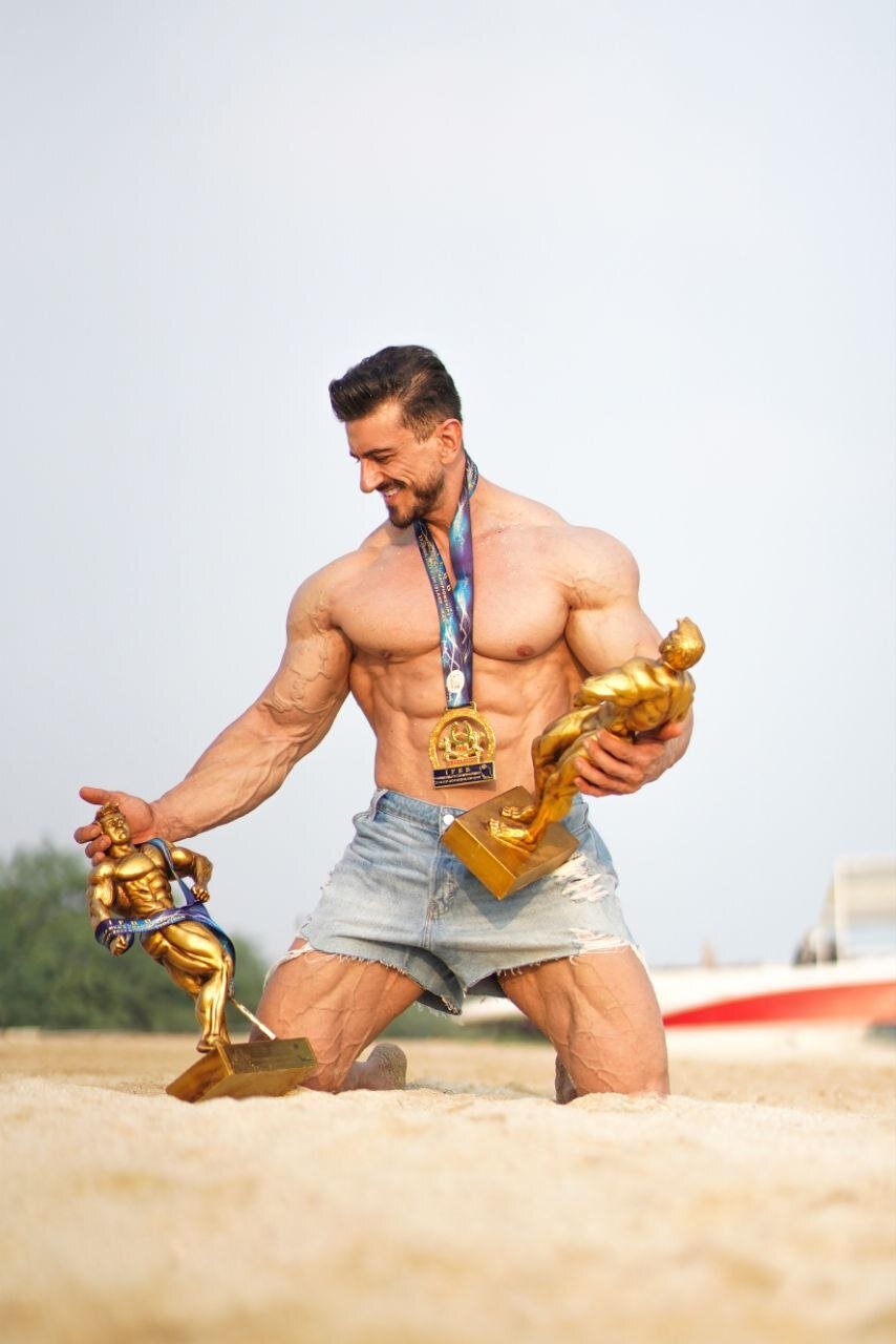 با میثم اسکندری، از صحنه‌های محلی تا مستر المپیا/ باور داشته باشید و تسلیم نشوید