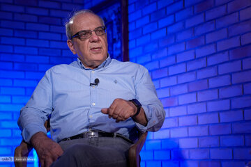 ببینید | نیروهای تندرو در کابینه پزشکیان نفوذ کردهاند؟ ببینید | نیروهای تندرو در کابینه پزشکیان نفوذ کردهاند؟