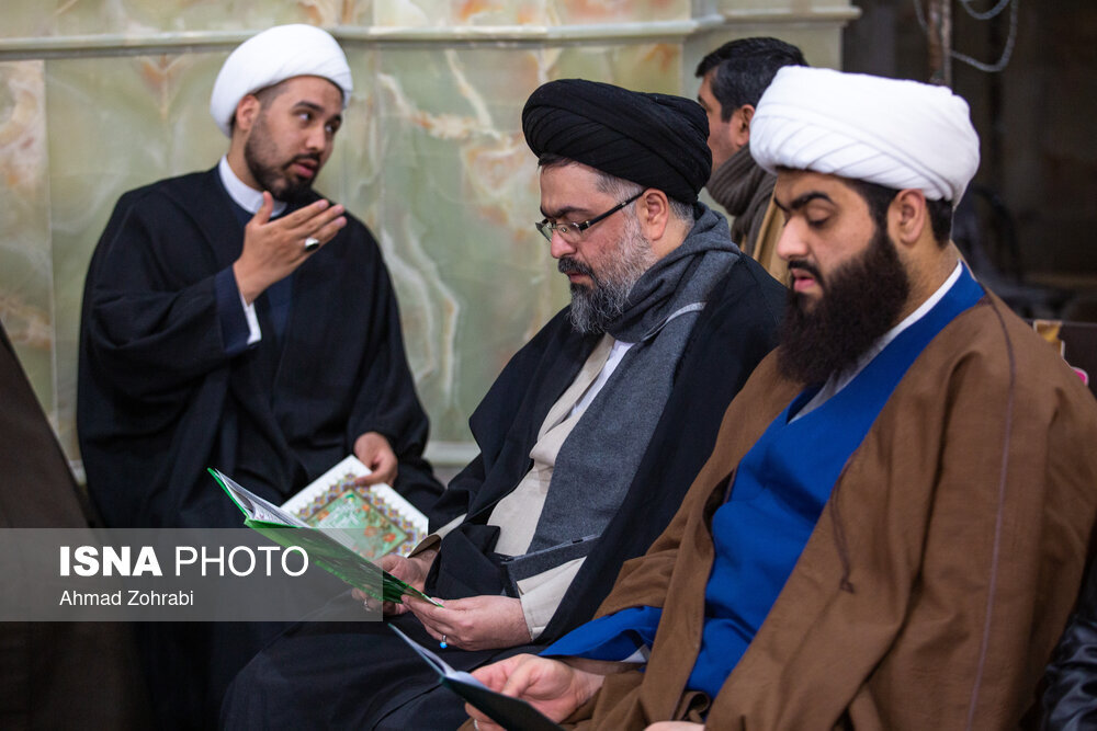 حضور سید علی و سید یاسر خمینی در یک مراسم تشییع/ آیت الله بوشهری هم بود + تصاویر