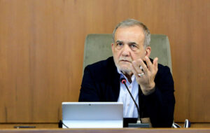 پزشکیان: تسریع در اجرای طرح‌های تولیدی و رونق بازار ضروری است