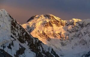 خبر جدید از کوهنوردان ایرانی؛ احتمال سقوط از ارتفاعات قرقیزستان به خاک چین خبر جدید از کوهنوردان ایرانی؛ احتمال سقوط از ارتفاعات قرقیزستان به خاک چین