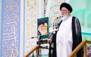 علم‌الهدی: رهبری قدرتمندترین رهبر روی کره زمین است/ ایشان عمق دشمنی آمریکا را می‌شناسند/ در ۸۸ اگر مسئله انتخابات بود نباید به رهبری توهین می‌کردند