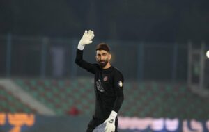 عکس | واکنش تراکتور و بیرانوند به توقف حکم محرومیت عکس | واکنش تراکتور و بیرانوند به توقف حکم محرومیت