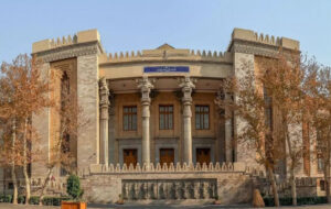 هشدار دیپلمات‌های پیشین: چندصدایی در سیاست خارجی ایران باید پایان یابد