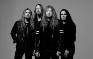 پایان ۴۰ سال موسیقی؛ مگادث به تاریخ می‌پیوندد/ «غمگین نباشید، برای همه ما خوشحال باشید»