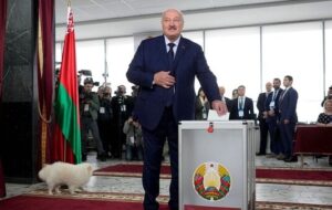 یک تماس تلفنی غیرمنتظره/ ترامپ با لوکاشنکو صحبت کرد یک تماس تلفنی غیرمنتظره/ ترامپ با لوکاشنکو صحبت کرد