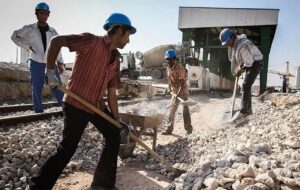 یک وعده خوراک لوبیاچیتی معادل یک‌دهم حقوق کارگر