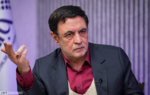 ایمانی: برخی از جریان‌های منتقد دولت از رهبری عبور کردند