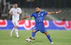 جلسه ویژه برای تعیین تکلیف عارف آقاسی با استقلال