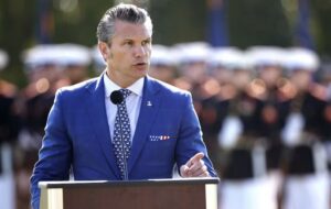 ادعای وزیر جنگ آمریکا: برای تضمین صلح باید برای جنگ آماده شویم ادعای وزیر جنگ آمریکا: برای تضمین صلح باید برای جنگ آماده شویم