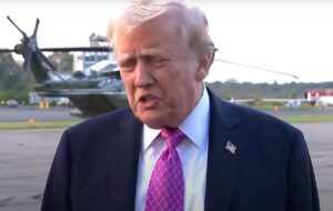 ترامپ:چه گاز طبیعی باشد چه سیگار، برای من فرقی ندارد، نباید از روسیه خرید کنند /درباره ونزوئلا؛ خواهیم دید چه می‌شود / پیام من به نتانیاهو این است