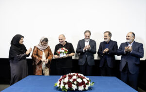 تمام هم‌نسلان ما آرزوی یک زندگی آرام، شاد و بدون دغدغه‌ را داشتند