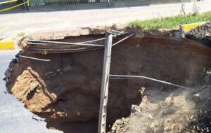 خشک شدن دریاچه‌ ارومیه زخمی بر تن ایران است