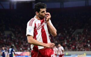 عکس| سلفی طارمی پس از درخشش در دربی