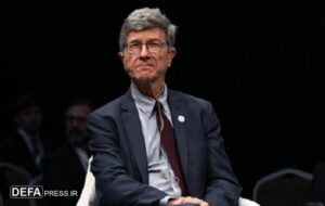 ساکس: نتانیاهو متوهم است که با ایران بزرگ و قدرتمند درگیر شده است ساکس: نتانیاهو متوهم است که با ایران بزرگ و قدرتمند درگیر شده است