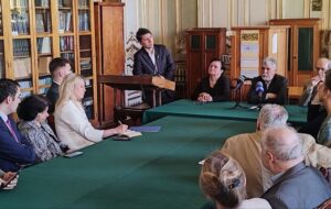 سه راهکار صالحی برای تقویت همکاری‌های ایران و روسیه در حوزه ایران‌شناسی