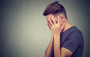 عامل اصلی فراموشی در جوانان