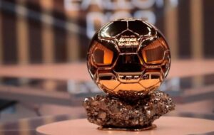 عکس | برنده توپ طلا لو رفت!