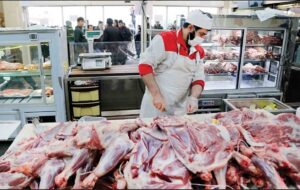 حقوق ماهانه کارگران معادل چند کیلو گوشت است؟ + عکس