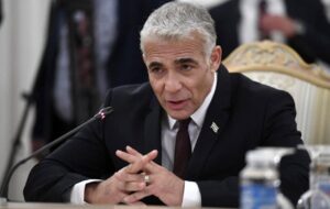 لاپید: کابینه نتانیاهو بیمار است