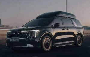 معرفی لوکس‌ترین خودروی کیا / کارناوال لیموزین، مینی‌ون مجلل!