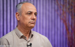 زیدآبادی: اقتصاد ایران در سراشیبی است و گرانی «حد یقف» ندارد زیدآبادی: اقتصاد ایران در سراشیبی است و گرانی «حد یقف» ندارد