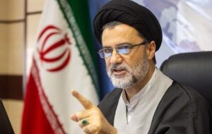 واکنش نماینده نزدیک به جلیلی به مکانیسم ماشه: تنها راه ایستادگی است!