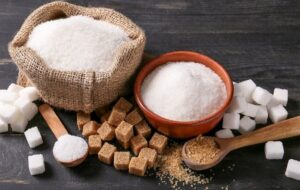 ۱۰ خوراکی پرمصرف که قند پنهان دارند ۱۰ خوراکی پرمصرف که قند پنهان دارند