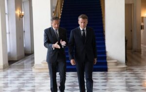 گروسی: درباره ایران با ماکرون گفتگو کردم / به تبادل نظر مهم خود در مورد برنامه هستهای ایران ادامه دادیم گروسی: درباره ایران با ماکرون گفتگو کردم / به تبادل نظر مهم خود در مورد برنامه هستهای ایران ادامه دادیم