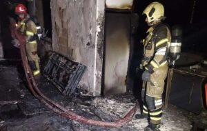 آتش‌سوزی یک مغازه در میانه چهار نفر را راهی بیمارستان کرد