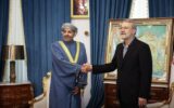 استقبال گرم علی لاریجانی از وزیر کشور عمان+ تصاویر