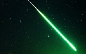 انفجار در آسمان آمریکا / شب مثل روز روشن شد! انفجار در آسمان آمریکا / شب مثل روز روشن شد!