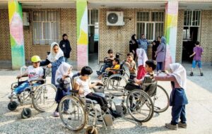 بازماندگان خاموش/گزارشی از آزار جسمی و جنسی یک کودک معلول در یک مرکز توانبخشی در شهر کلاردشت و بررسی وضعیت مراکز نگهداری کودکان معلول